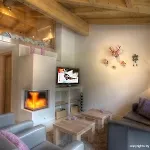 Mountain By Apartment *