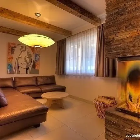 Mountain By Apartamento *
